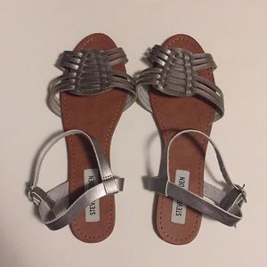 STEVE MADDEN Sandals